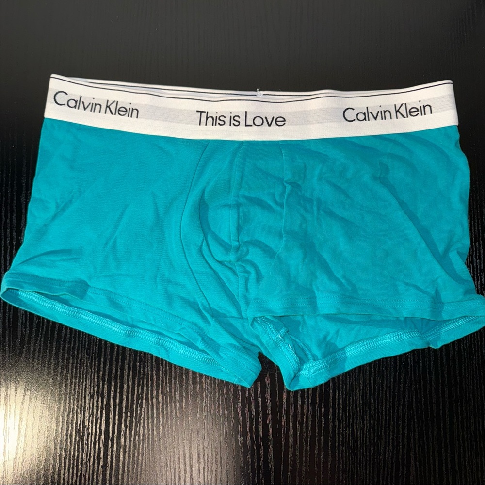 Calvin Klein Size MD Pride Boxer Brief